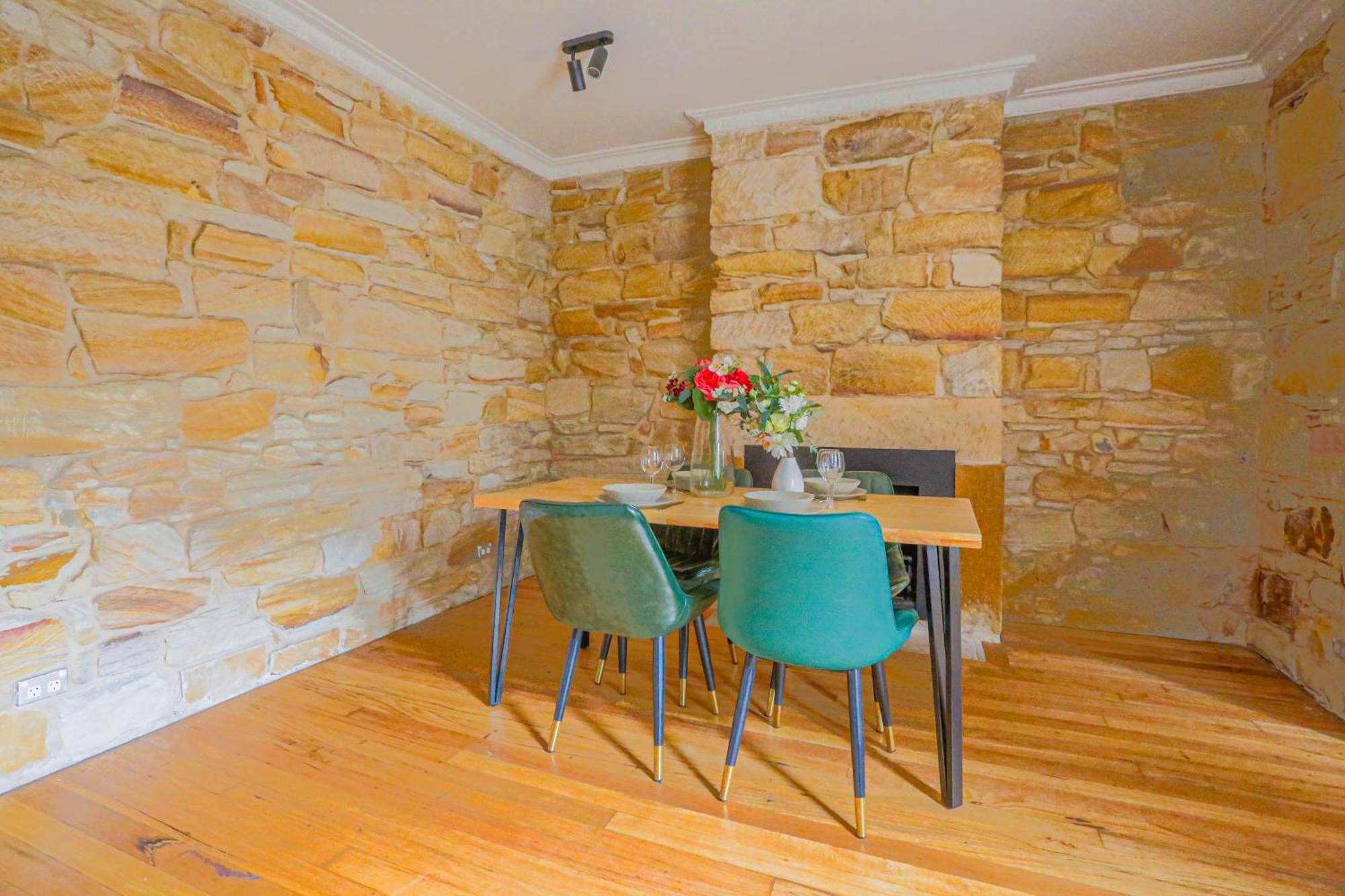 2 Bedroom Family Friendly Ultimo Near The Centre 2 E-Bikes Included Sidney Exterior foto